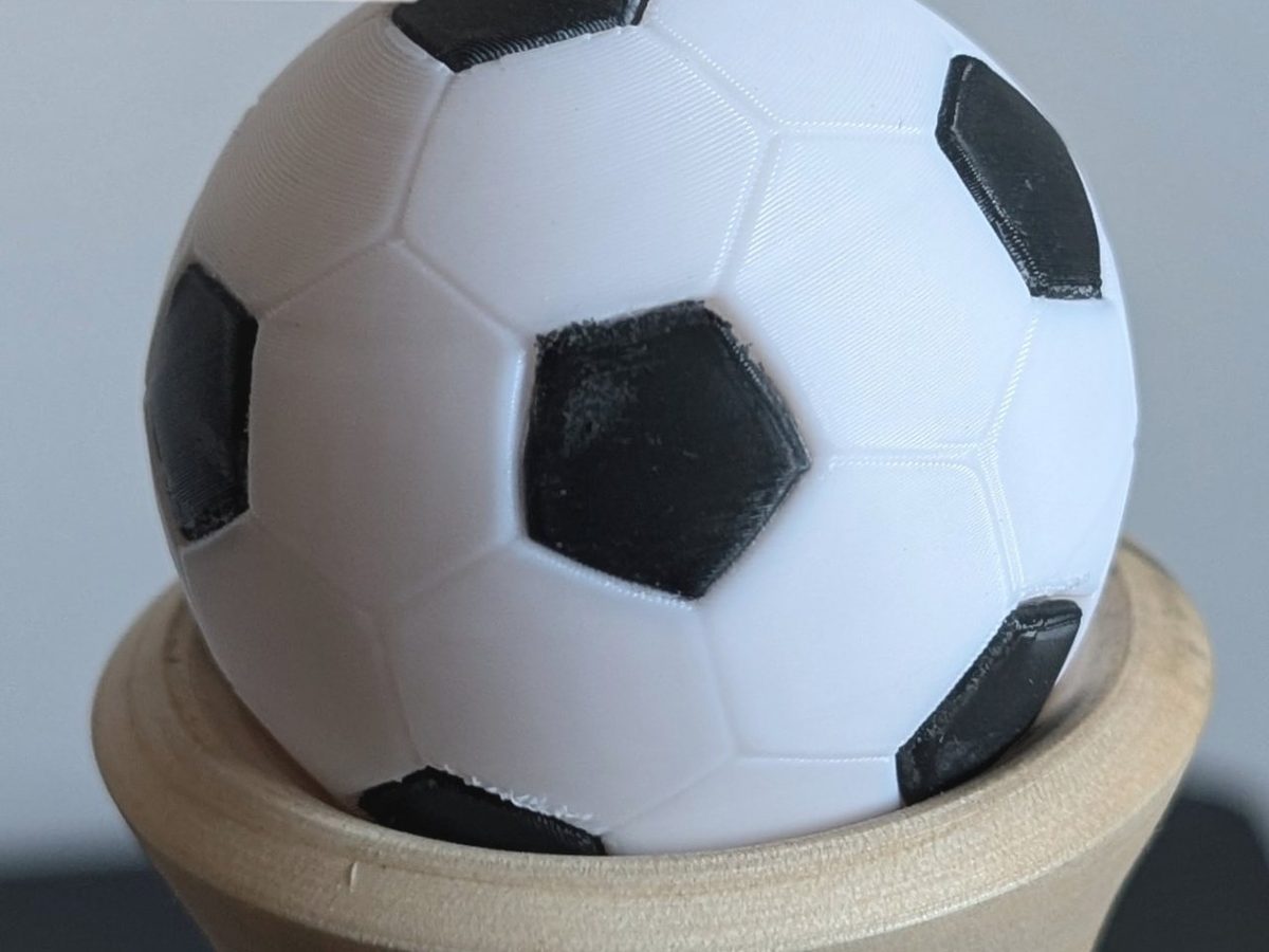 3D-gedruckter Fußball-Pokal